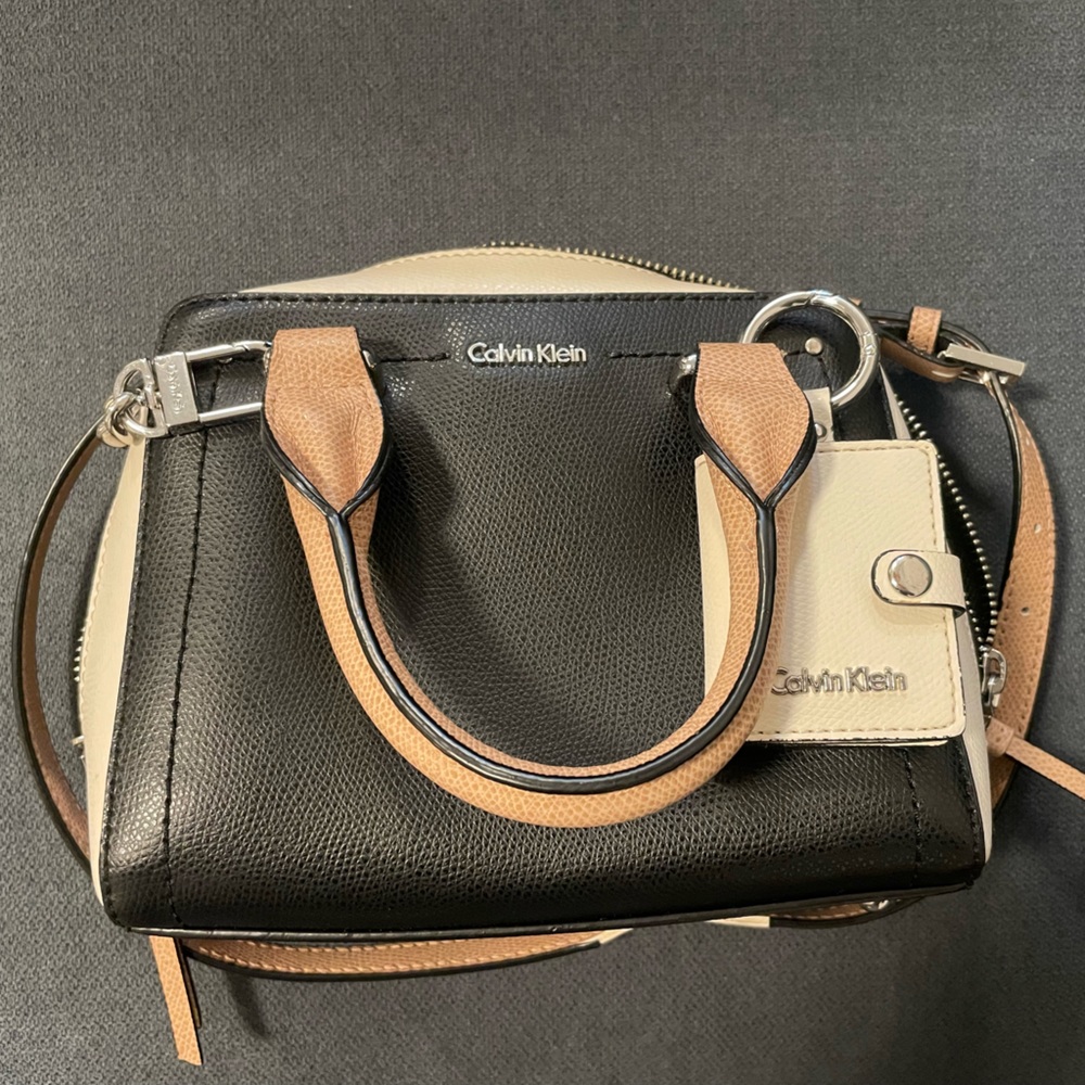 Calvin Klein cross body leather purse